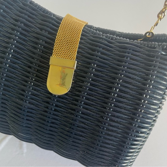 Vintage Au Courant Woven Basket Shoulder Purse Navy Blue w/ Gold Details - Picture 3 of 16